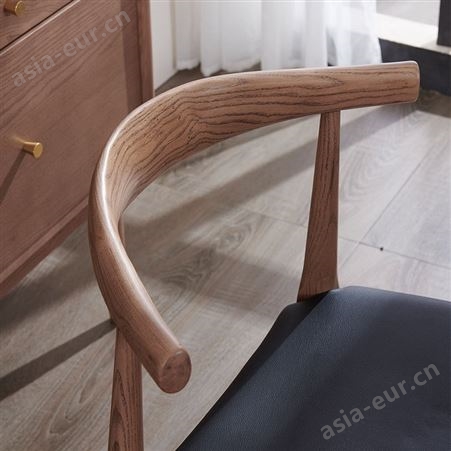搏德森北欧日式简约全实木餐椅白蜡木软坐垫椅子咖啡餐厅餐厅牛角椅凳子